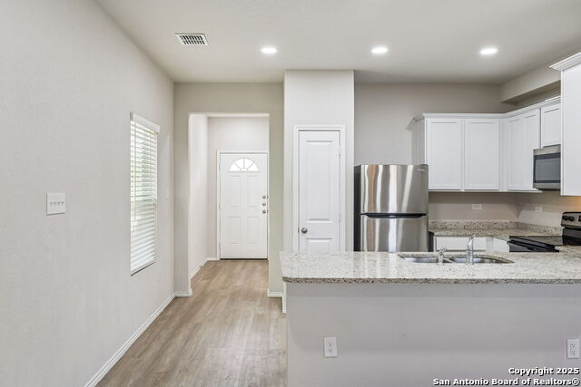 Image 9 of 19 For 7356 Misty Ridge 14