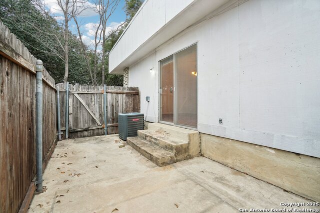 Image 19 of 50 For 3818 Sherril Brook