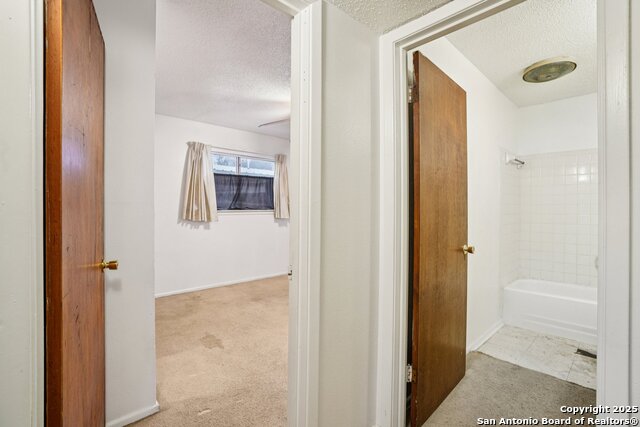 Image 29 of 50 For 3818 Sherril Brook