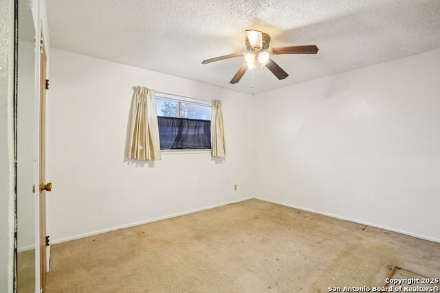 Image 34 of 50 For 3818 Sherril Brook