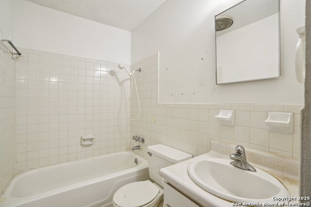 Image 37 of 50 For 3818 Sherril Brook