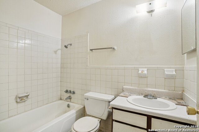 Image 44 of 50 For 3818 Sherril Brook