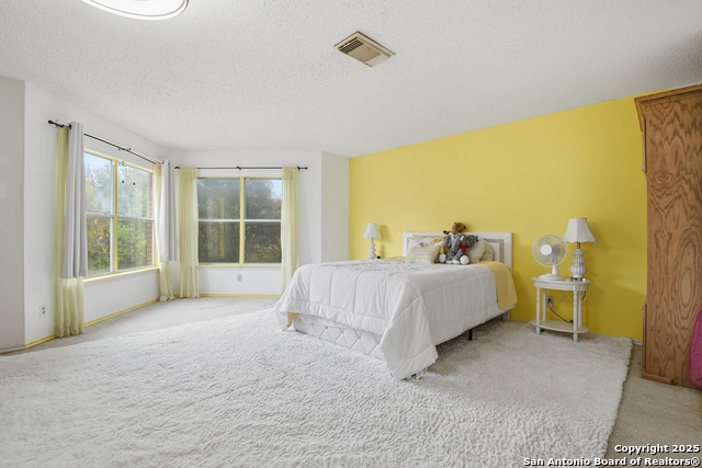 Image 13 of 29 For 17022 Irongate Rail