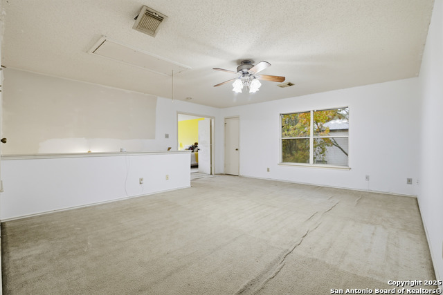 Image 19 of 29 For 17022 Irongate Rail