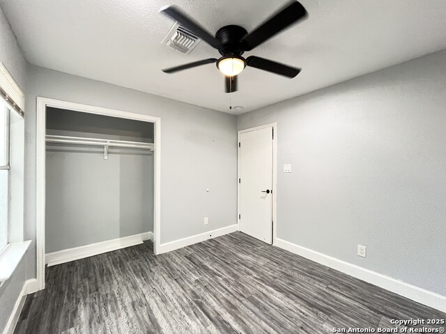 Image 15 of 25 For 7569 Windsor Oaks