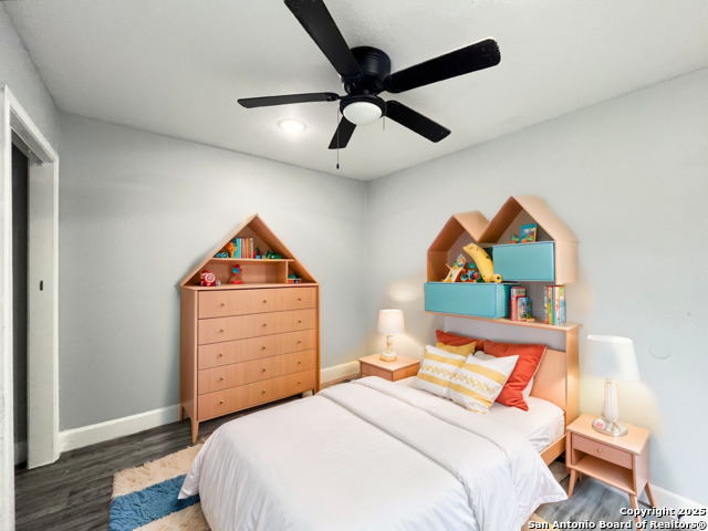 Image 5 of 25 For 7569 Windsor Oaks