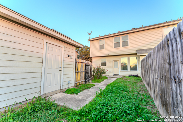 Image 19 of 21 For 10311 Lateleaf Oak