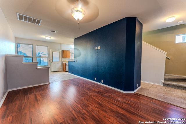 Image 3 of 21 For 10311 Lateleaf Oak