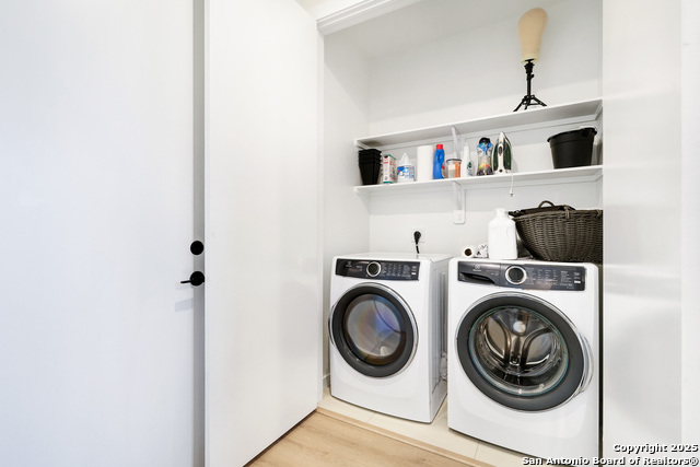 Image 25 of 26 For 719 Locust E Unit 2114