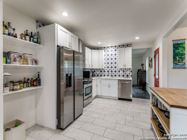 Image 10 of 25 For 162 Sullivan