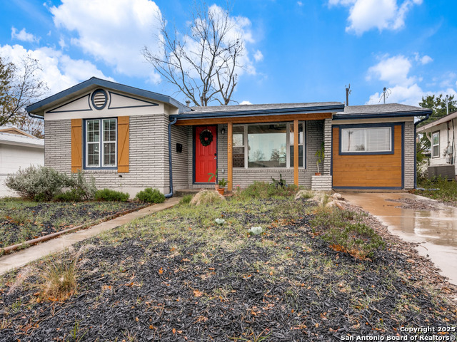 Image 2 of 25 For 162 Sullivan