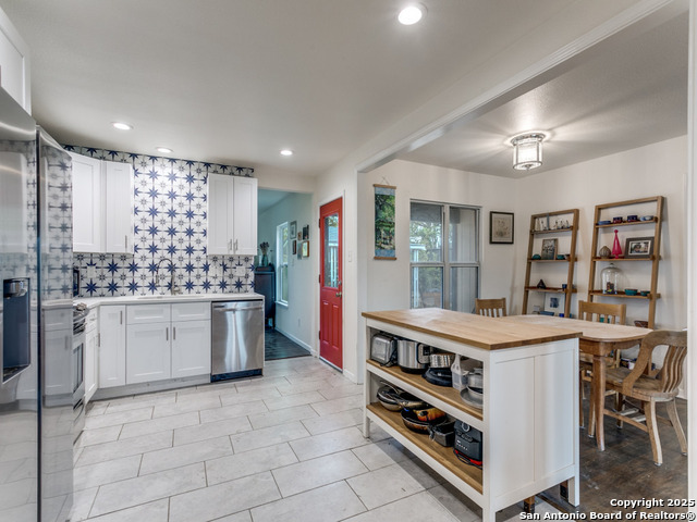 Image 8 of 25 For 162 Sullivan