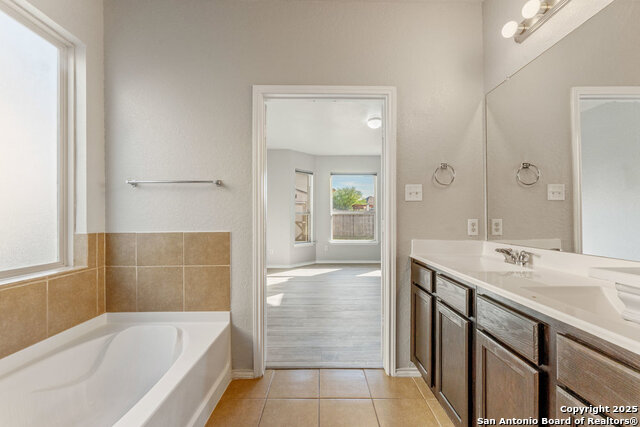 Image 26 of 46 For 5710 Abiding Way