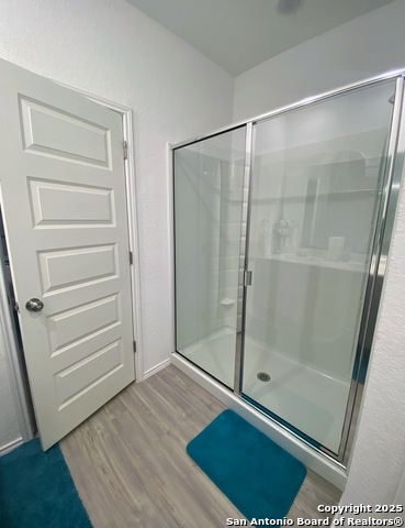 Image 6 of 11 For 5855 Hematite Rim