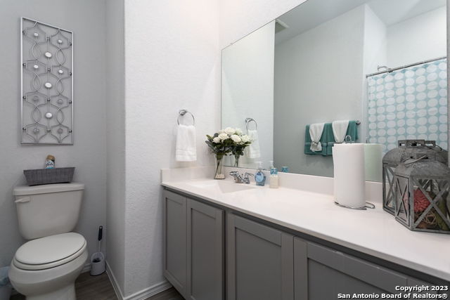 Image 9 of 11 For 5855 Hematite Rim