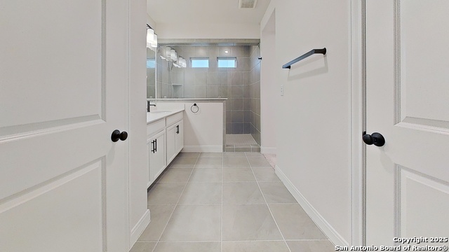 Image 12 of 17 For 9422 Van Horn