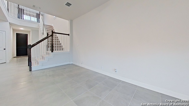 Image 6 of 17 For 9422 Van Horn