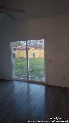 Image 4 of 6 For 642 San Gabriel N