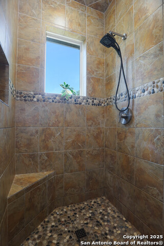 Image 20 of 41 For 12302 Calvert