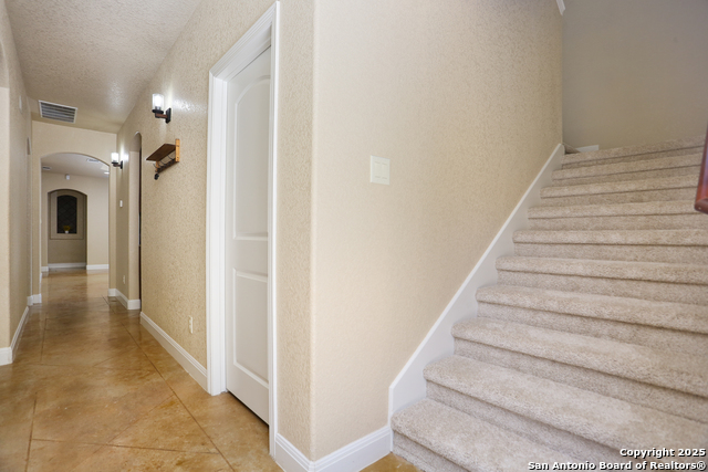 Image 24 of 41 For 12302 Calvert