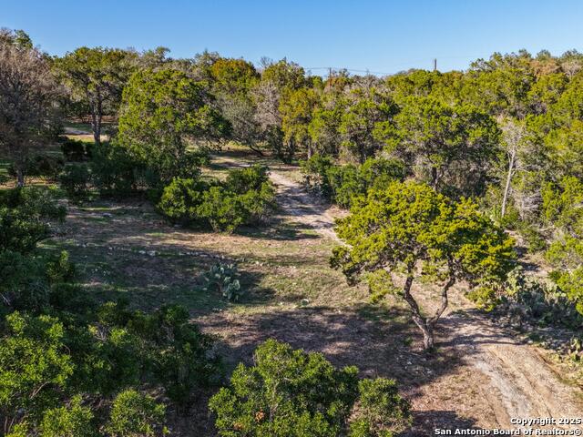 Image 17 of 25 For 476 Lakeview