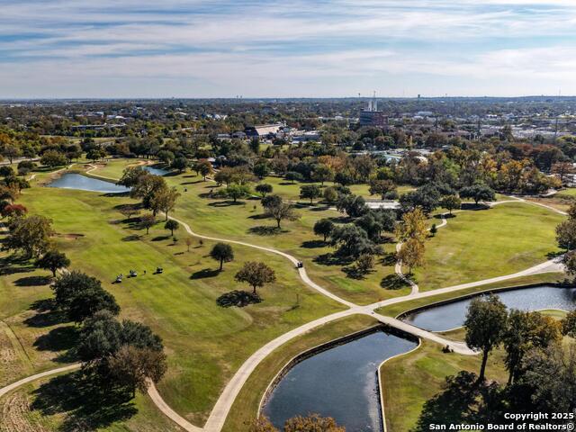 Image 9 of 25 For 476 Lakeview