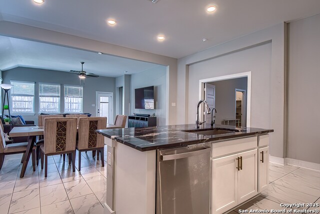 Image 8 of 22 For 14922 Palmer