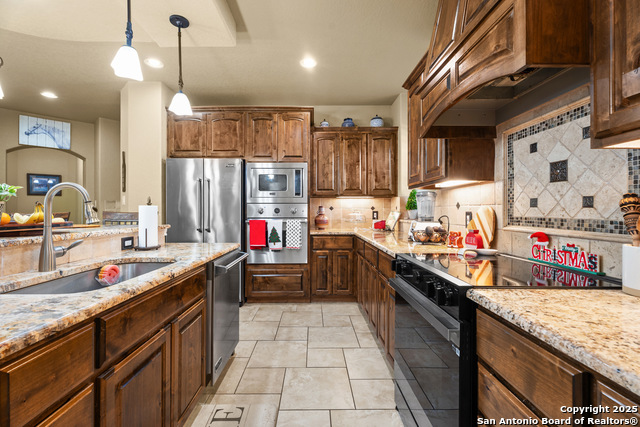 Image 13 of 47 For 113 Eden Crossing