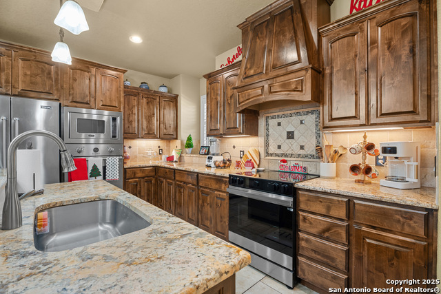 Image 14 of 47 For 113 Eden Crossing