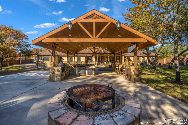 Image 5 of 47 For 113 Eden Crossing