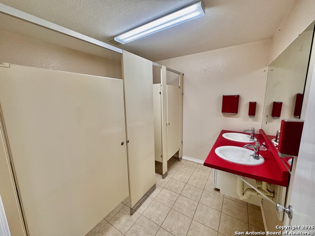 Image 16 of 29 For 14800 Ih 35 S