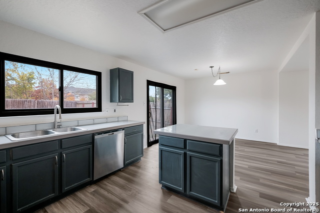 Image 20 of 36 For 7254 Ruby Palm