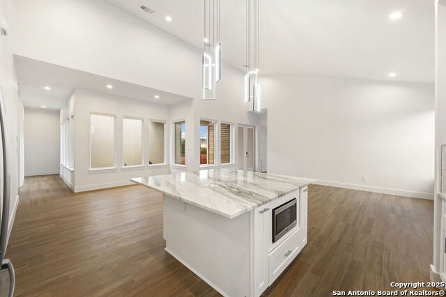 Image 11 of 40 For 217 Peter Kleid Loop