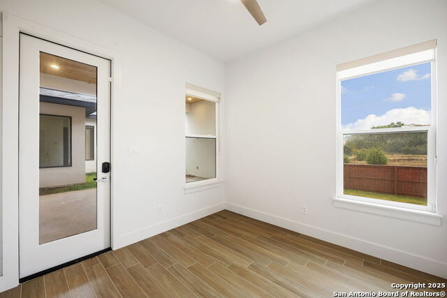 Image 18 of 40 For 217 Peter Kleid Loop