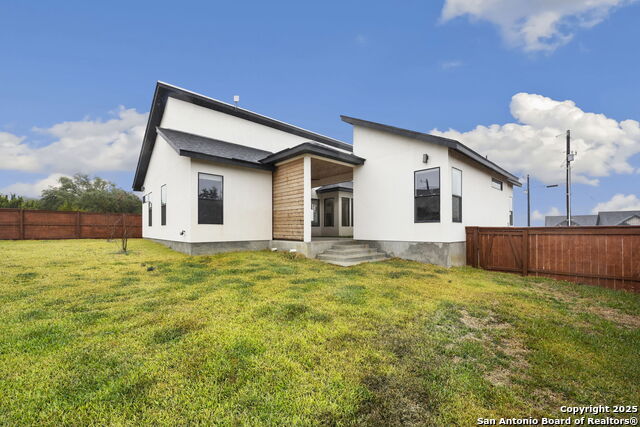 Image 28 of 40 For 217 Peter Kleid Loop