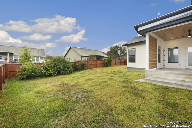 Image 29 of 40 For 217 Peter Kleid Loop