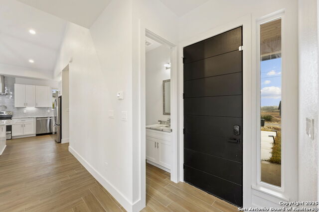 Image 4 of 40 For 217 Peter Kleid Loop