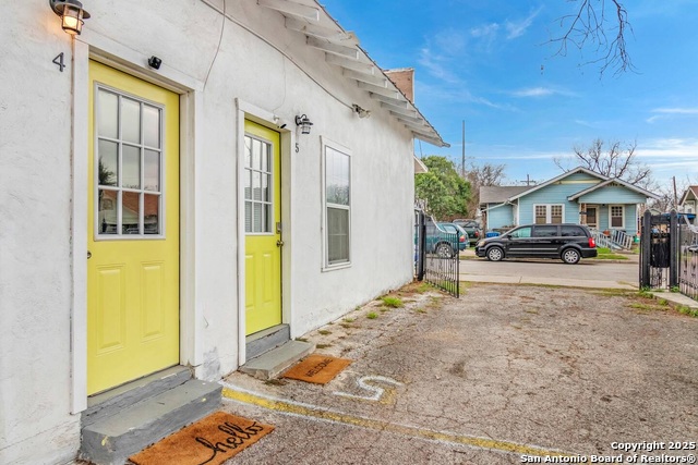 Image 13 of 36 For 1407 Leal  3