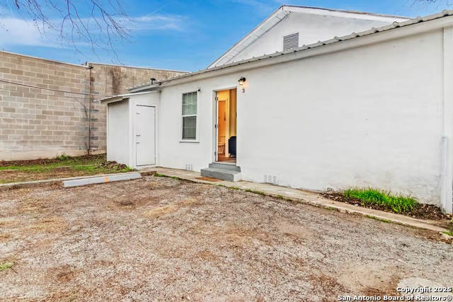 Image 2 of 36 For 1407 Leal  3