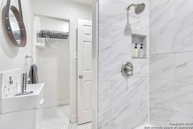 Image 30 of 36 For 1407 Leal  3