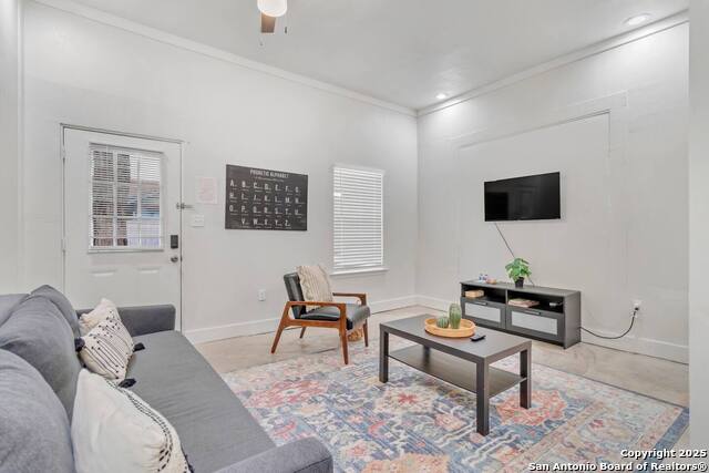 Image 33 of 36 For 1407 Leal  3