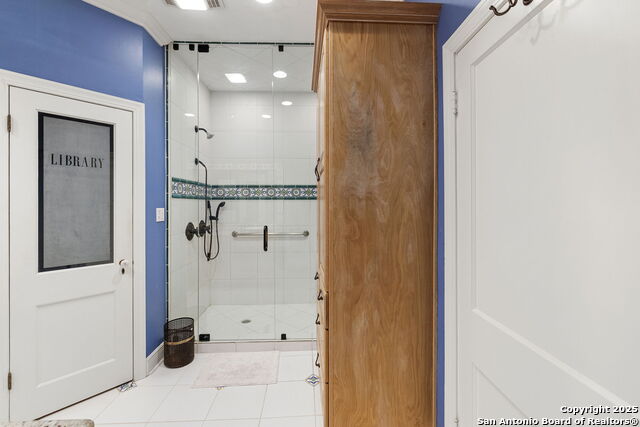 Listing photo id 23 for 315 Flying R Ranch