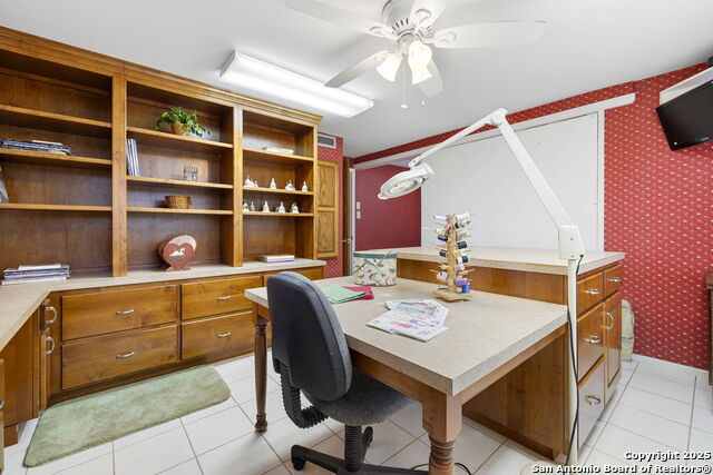 Listing photo id 28 for 315 Flying R Ranch