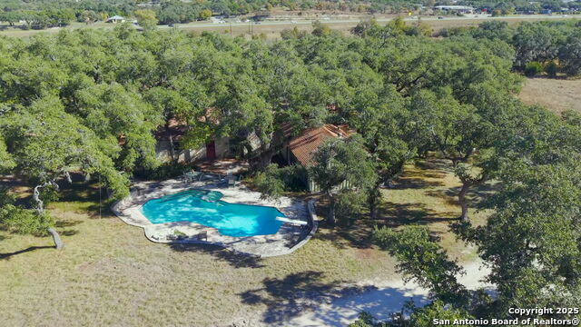 Listing photo id 37 for 315 Flying R Ranch