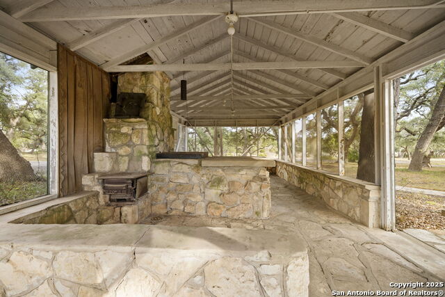 Listing photo id 39 for 315 Flying R Ranch