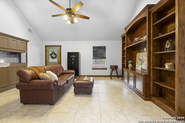 Listing photo id 50 for 315 Flying R Ranch