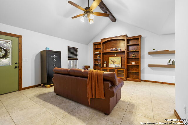 Listing photo id 52 for 315 Flying R Ranch