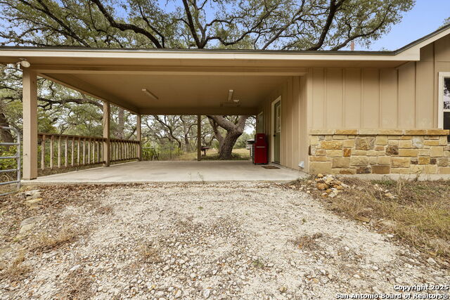 Listing photo id 65 for 315 Flying R Ranch