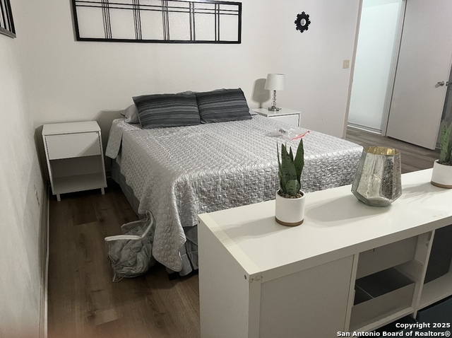 Image 5 of 21 For 8411 Echo Creek