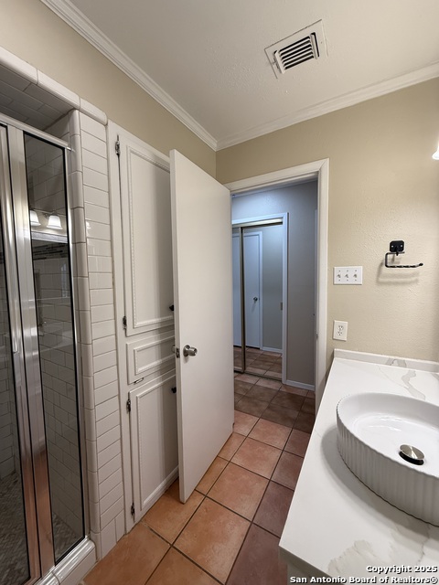 Image 34 of 47 For 5706 Gomer Pyle Dr